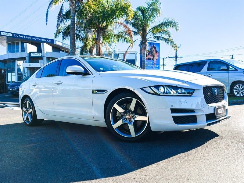 2018 Jaguar XE Prestige