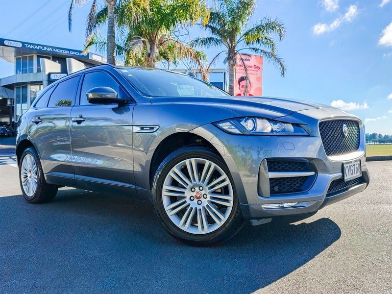 2017 Jaguar F-PACE R-Sport