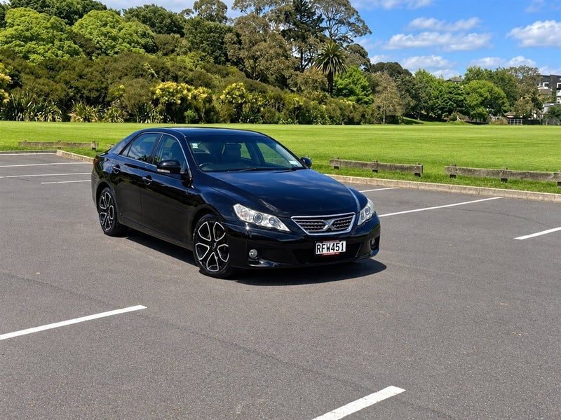 2010 Toyota Mark X, photo 2