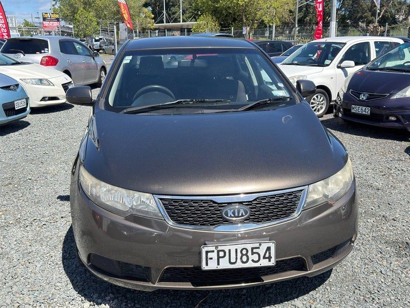 2010 Kia Cerato 2.0 PETROL AUTO LX, photo 2
