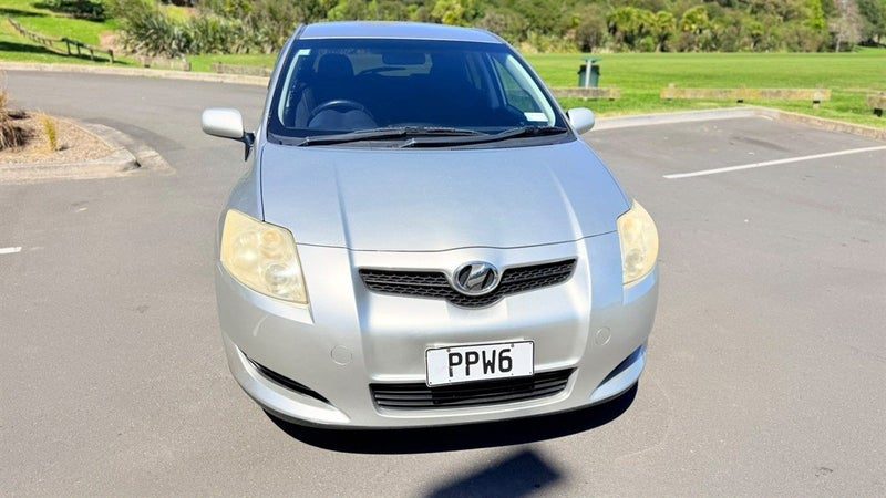 2008 Toyota Auris, photo 2