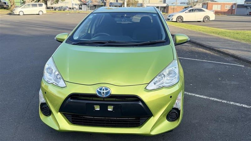 2015 Toyota Aqua Finance Available, photo 2