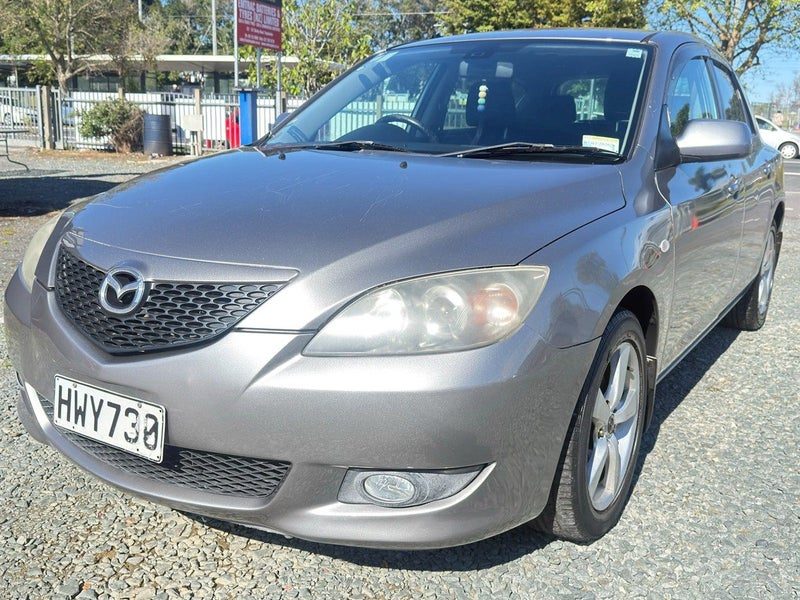 2005 Mazda Axela, photo 3