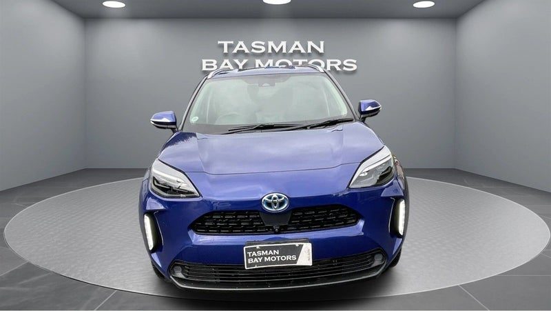 2021 Toyota Yaris Cross HYBRID-Z (AWD), photo 2