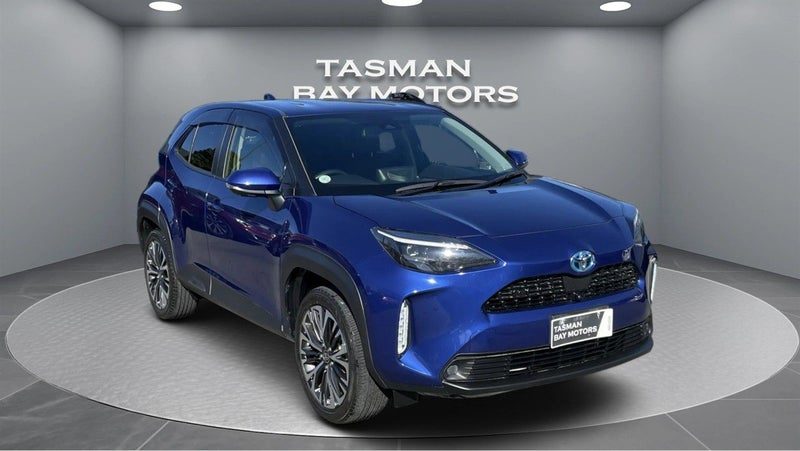 2021 Toyota Yaris Cross HYBRID Z (Top Spec)