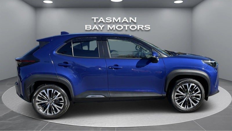 2021 Toyota Yaris Cross HYBRID Z (Top Spec), photo 3