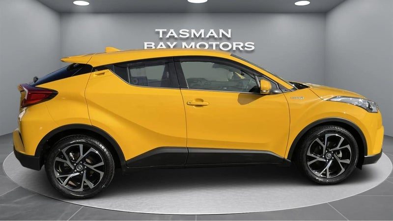 2017 Toyota C-HR G-SPEC HYBRID, photo 3