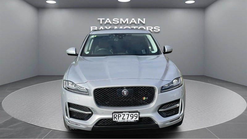 2017 Jaguar F-PACE R-SPORT(FREE NZ DELIVERY*, photo 2
