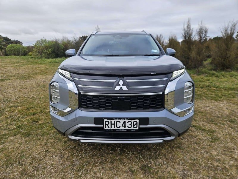 2025 Mitsubishi Outlander XLS 7-Seater NZ-New, photo 2