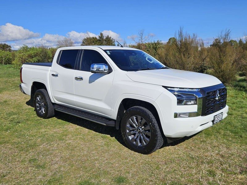 2025 Mitsubishi Triton GLXR 4WD Auto