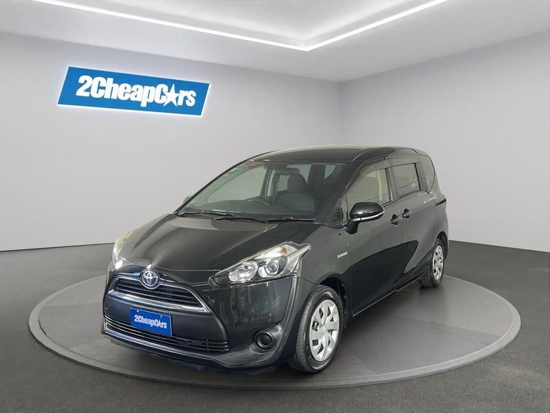 2015 Toyota Sienta HYBRID X