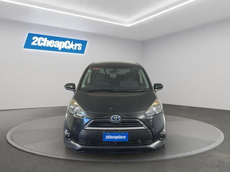 2015 Toyota Sienta HYBRID X, photo 2