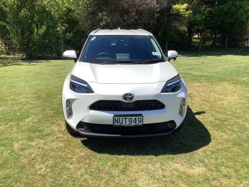 2021 Toyota Yaris Cross GX 1.5 Petrol 5 Door hatch, photo 3