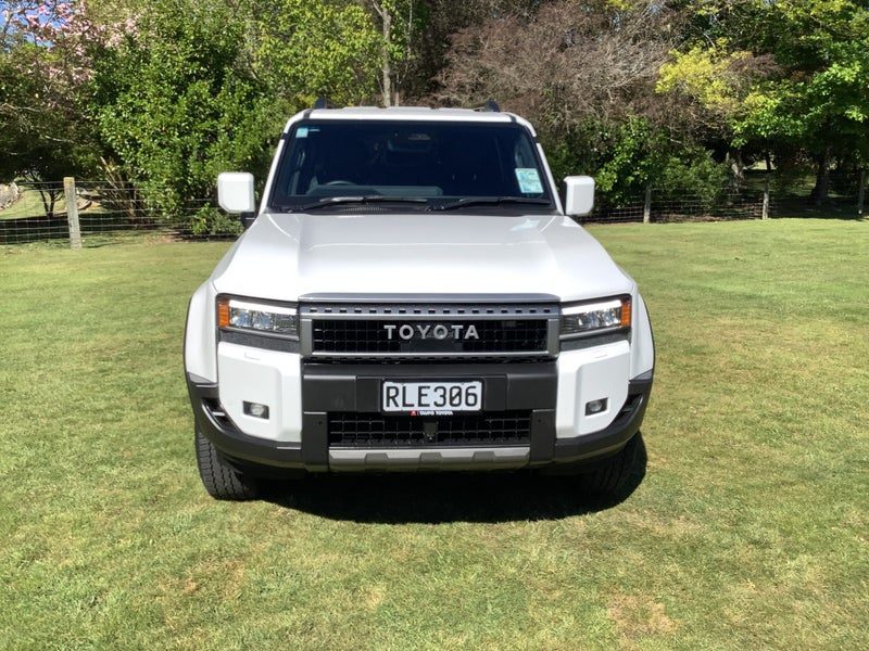2025 Toyota Land Cruiser Prado GXL 2.8D Hybrid, photo 3