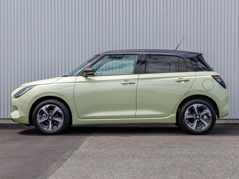 2026 Suzuki Swift RSC AUTO TWO TONE HYBRID, photo 3