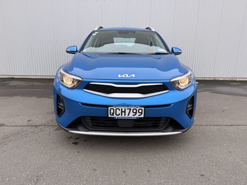 2023 Kia Stonic Lx 1.4P/6At, photo 2