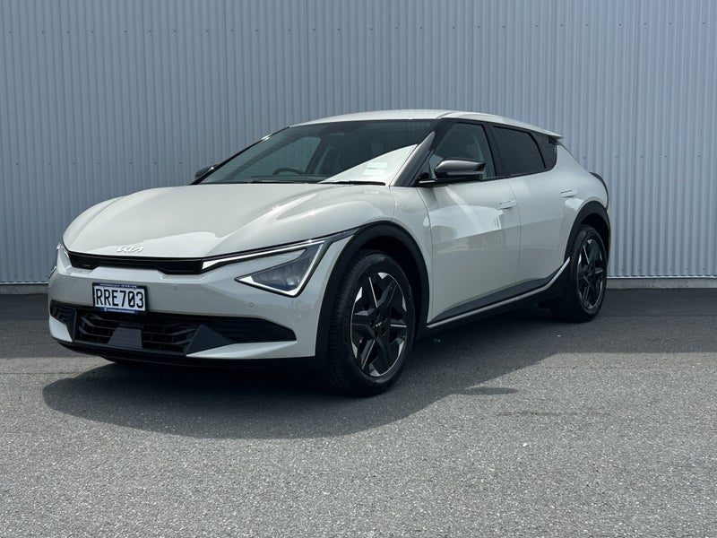 2026 Kia EV6 LIGHT LONG RANGE 84KWH
