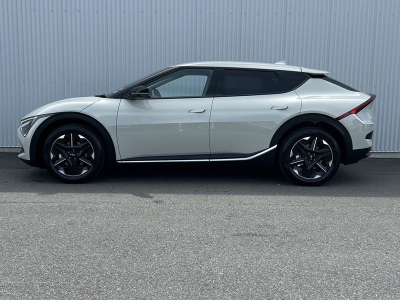 2026 Kia EV6 LIGHT LONG RANGE 84KWH, photo 3