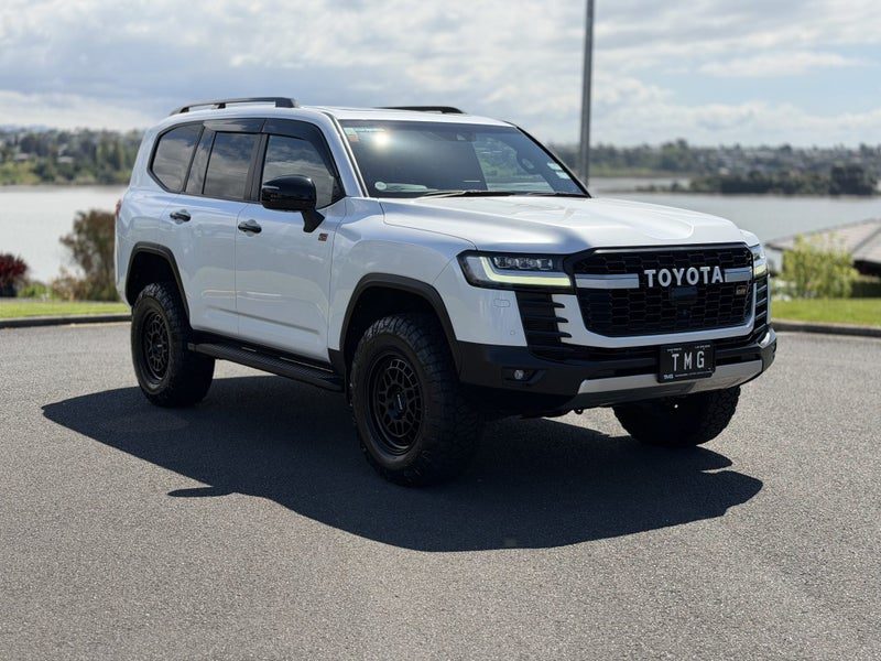2023 Toyota Land Cruiser GR Sport