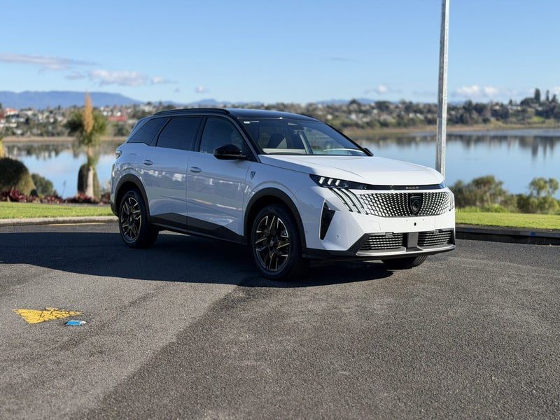 2026 Peugeot 5008 GT Premium Hybrid