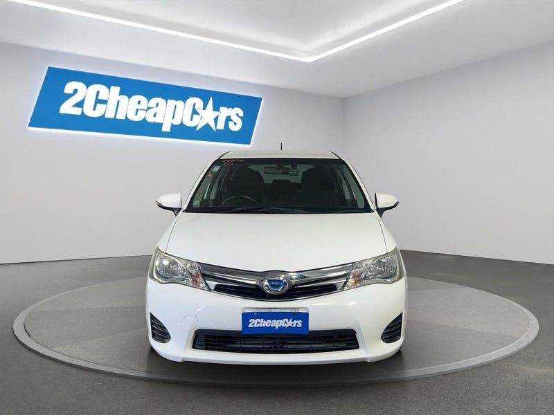 2014 Toyota Corolla Fielder Hybrid, photo 2