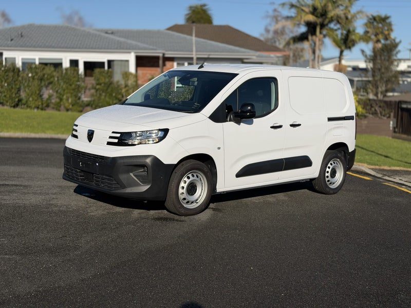 2026 Peugeot Partner Swb Petrol Fl, photo 2