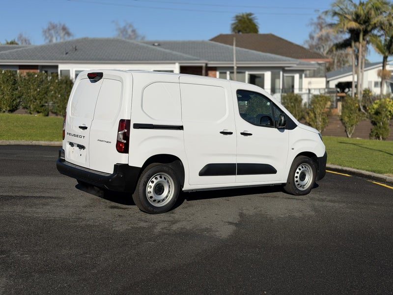 2026 Peugeot Partner Swb Petrol Fl, photo 3