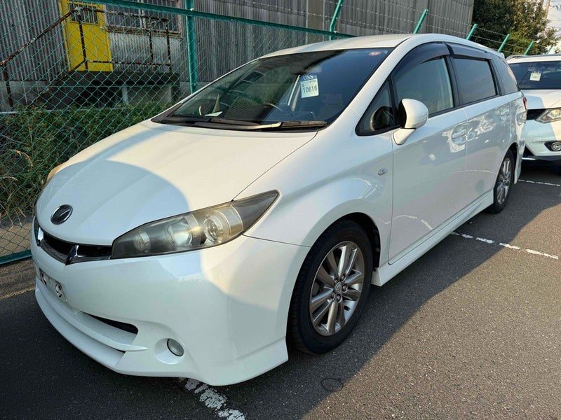 2012 Toyota Wish 1.8S, 7 Seater