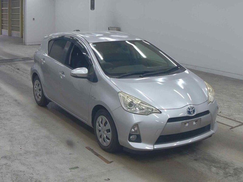 2013 Toyota Aqua S PUSH START, photo 3