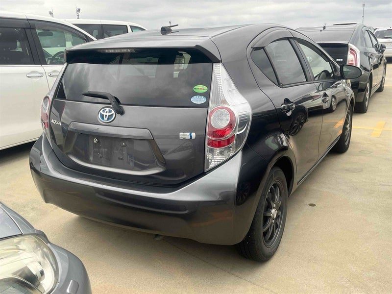 2013 Toyota Aqua S PUSH START, photo 3