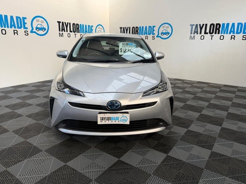 2020 Toyota Prius S Hybrid, photo 2