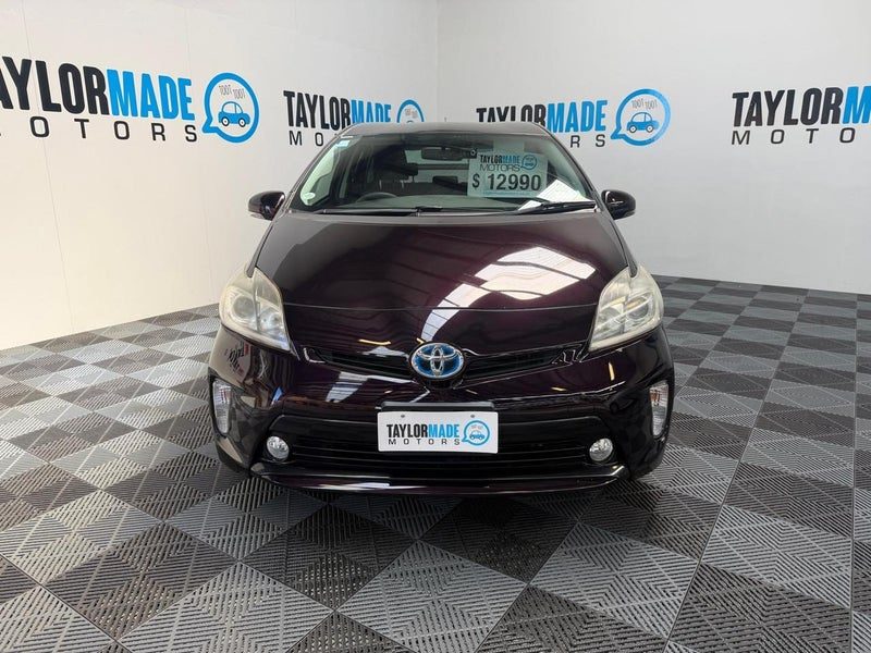 2012 Toyota Prius S Hybrid, photo 2