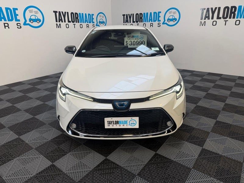 2020 Toyota Corolla TOURING WXB HYBRID, photo 2