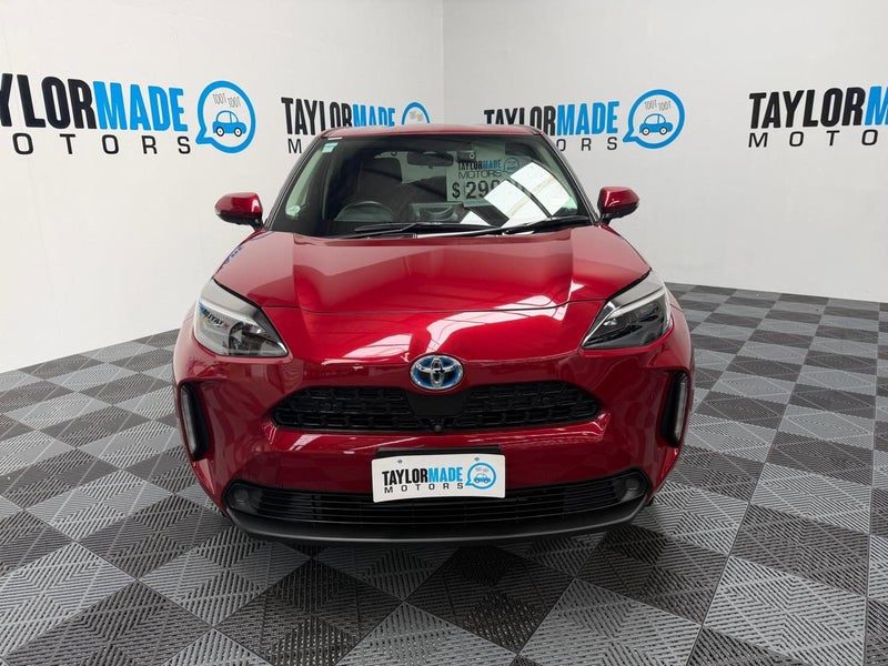 2020 Toyota Yaris Cross HYBRID Z, photo 2