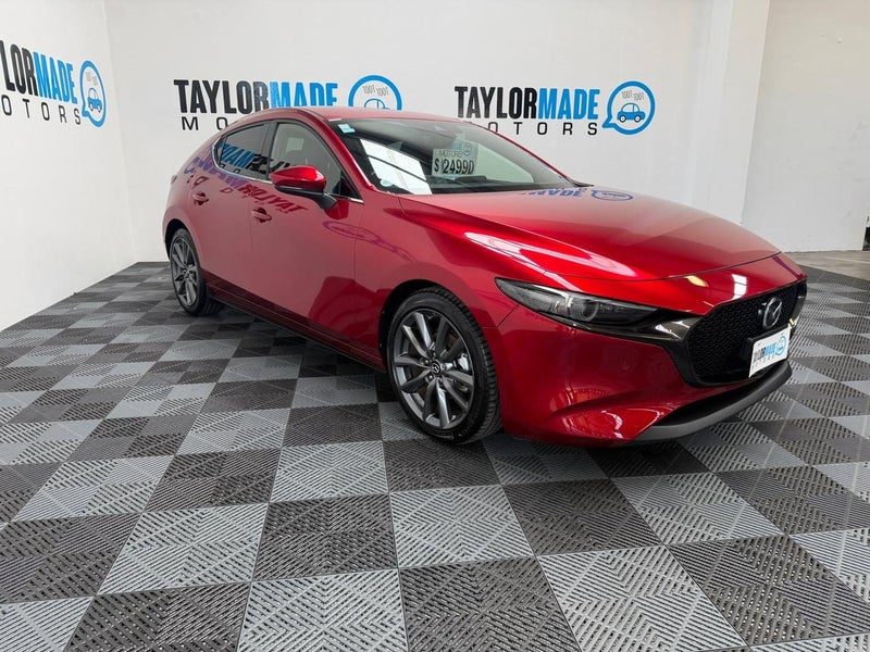 2019 Mazda 3 FASTBACK 20S