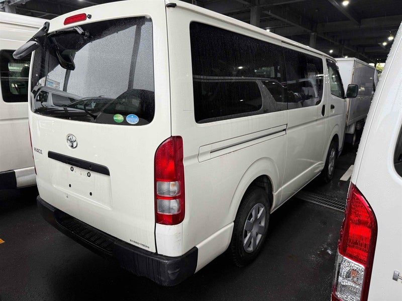 2019 Toyota Hiace 6 SEAT, 5 DOOR, DIESEL, photo 3