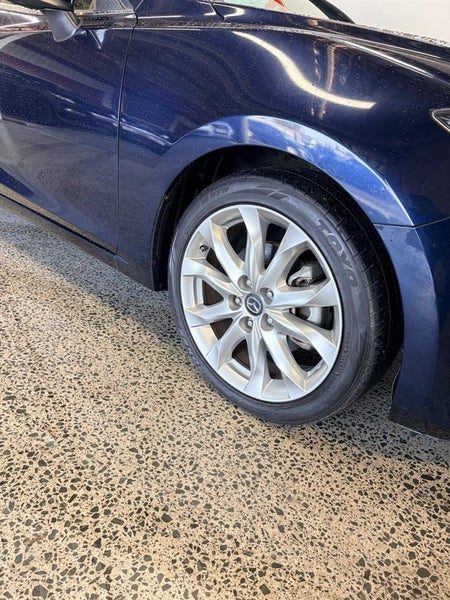 2014 Mazda Axela, photo 3