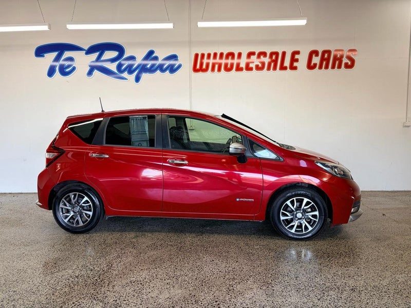 2017 Nissan Note E-POWER MODE PREMIER