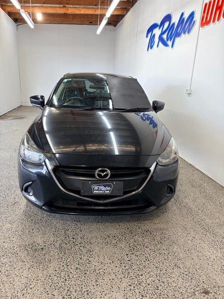 2015 Mazda Demio, photo 2