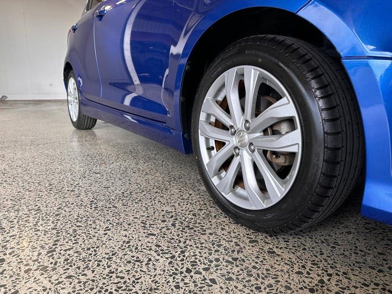 2013 Suzuki Swift RS, photo 3