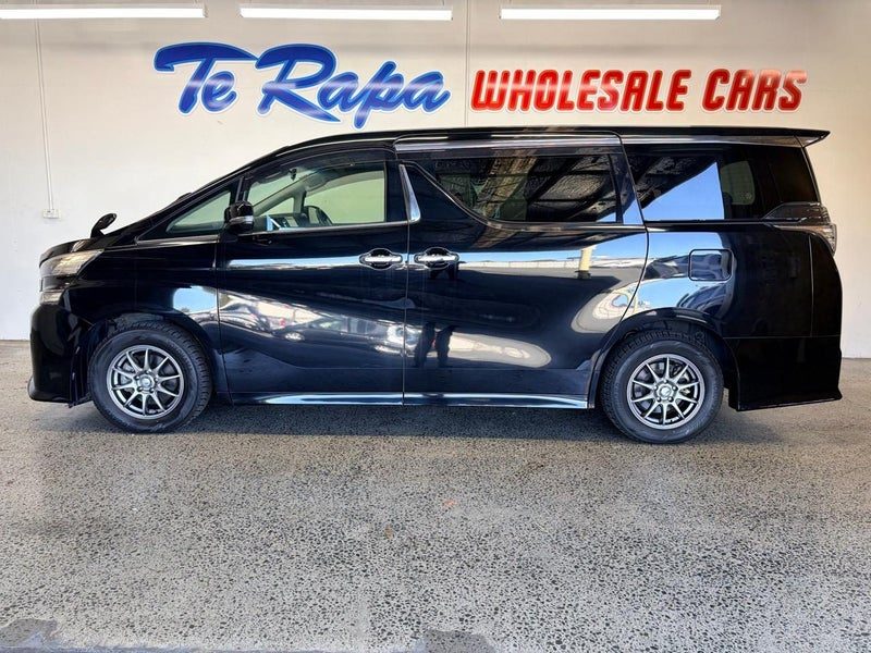 2015 Toyota Vellfire, photo 3