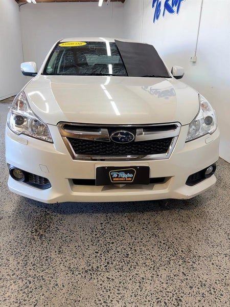 2013 Subaru Legacy AWD, photo 2