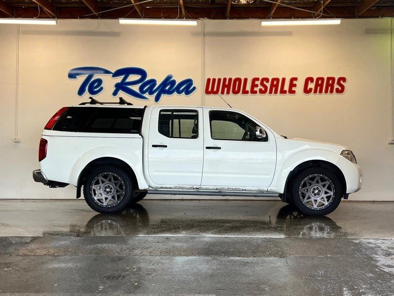 2010 Nissan Navara 2WD STX PETROL