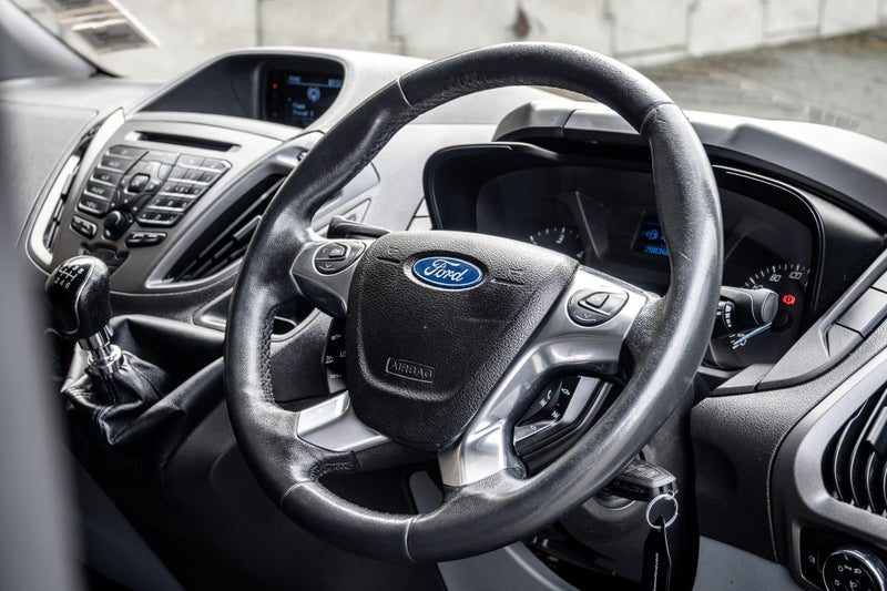 2013 Ford Transit SWB Low Roof, photo 2