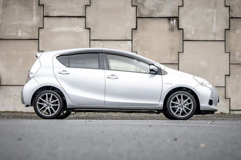 2013 Toyota Aqua S 1.5P Hybrid, photo 3