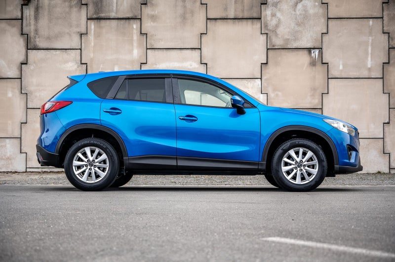 2013 Mazda CX-5 2.0P SUV, photo 3