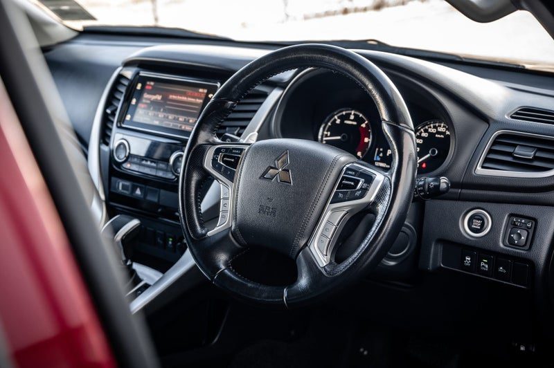 2016 Mitsubishi Pajero Sport VRX 2.4D 4WD 8AT, photo 2