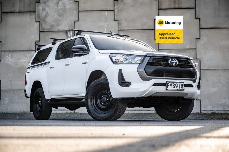 2023 Toyota Hilux SR 2.8DT 2WD 6AT Double Cab