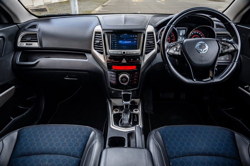 2019 SsangYong Tivoli Limited 1.6P 6AT, photo 2