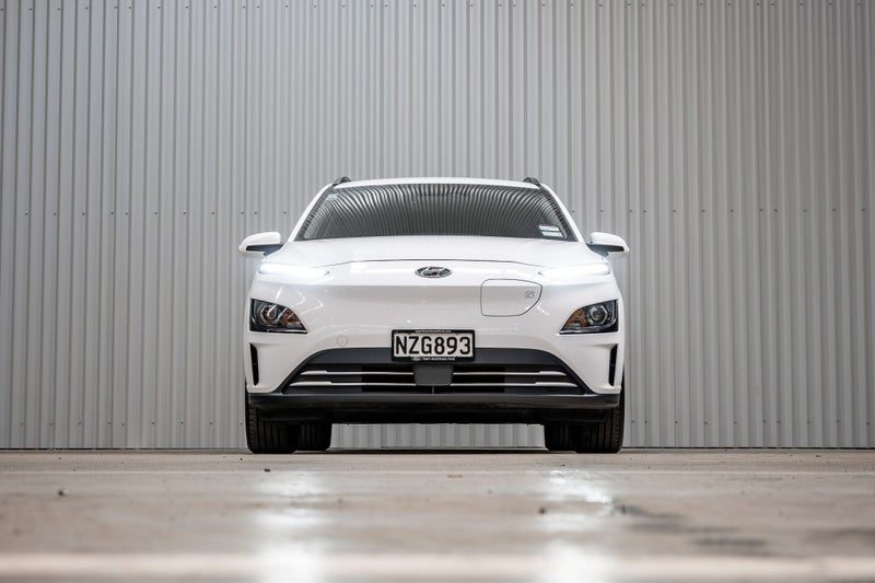 2021 Hyundai Kona EV 64Kwh, photo 2
